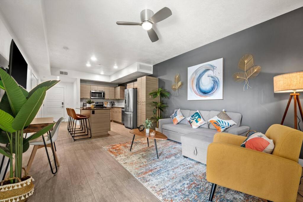 Apartament Luxurious Retreat In Slc Salt Lake City Zewnętrze zdjęcie